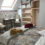 Le Jardin Des Fees Bed & Breakfast