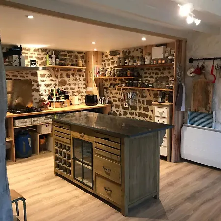 Le Jardin Des Fees Frühstückspension Savigny-le-Vieux