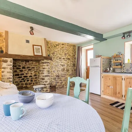 Le Jardin Des Fées Savigny-le-Vieux