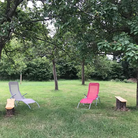 Couette-café Le Jardin Des Fées 3*