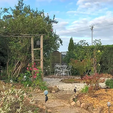 Le Jardin Des Fées Couette-café Savigny-le-Vieux