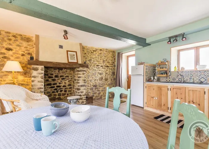 Le Jardin Des Fées Savigny-le-Vieux